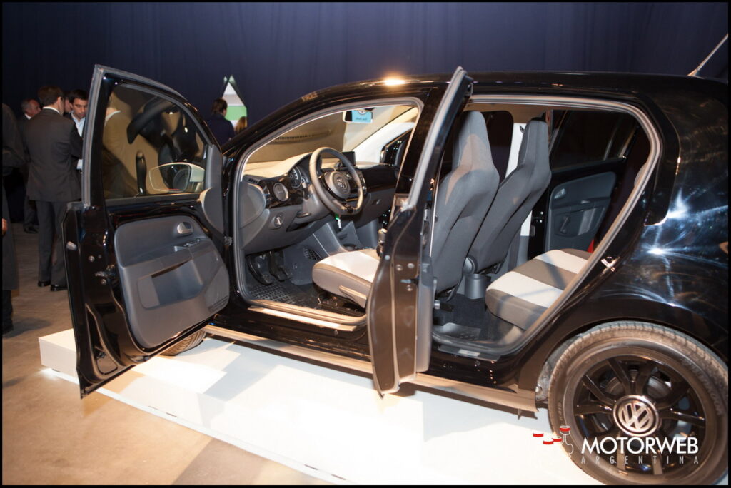 [Imagem: 2014-06-05-LANZ-VW-Up-Motorweb-19-1024x684.jpg]