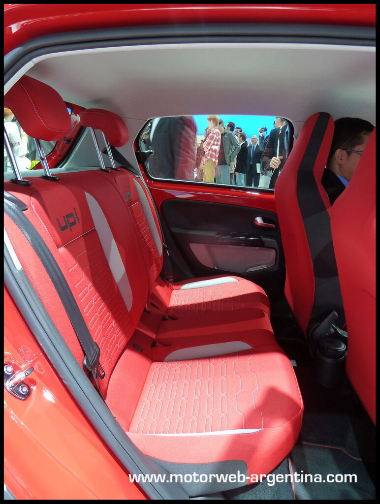 VW UP Motorweb-Argentina 012