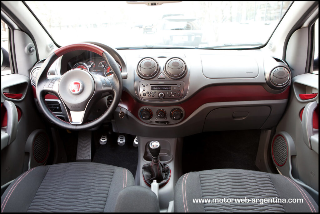 TEST Fiat Palio Sporting IMG_1275 copy