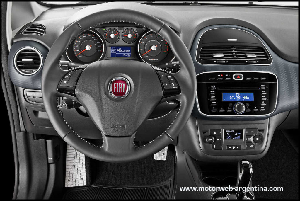 El interior de la version ESSENCE 1.6