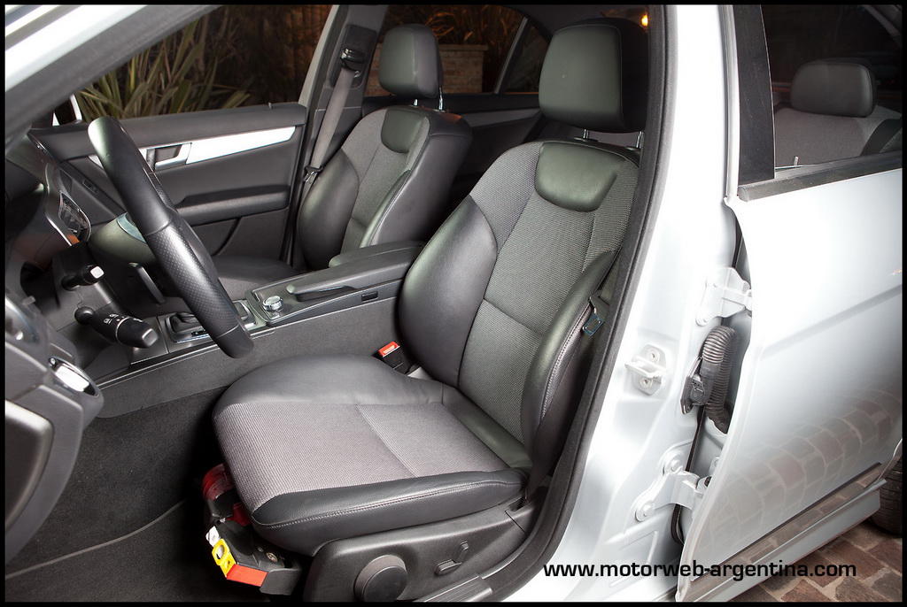 Mercedes-C250-Avantgarde-0055