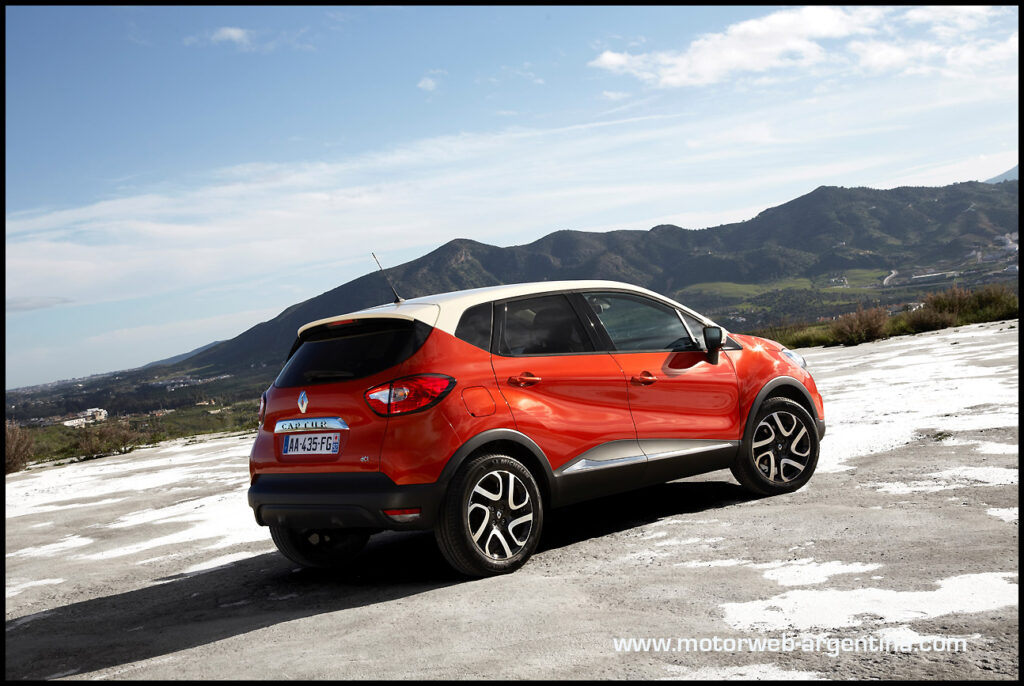 Renault_42221_global_en