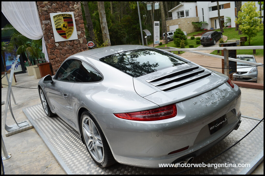 Porsche en Carilo Argentina Enero 2013-02