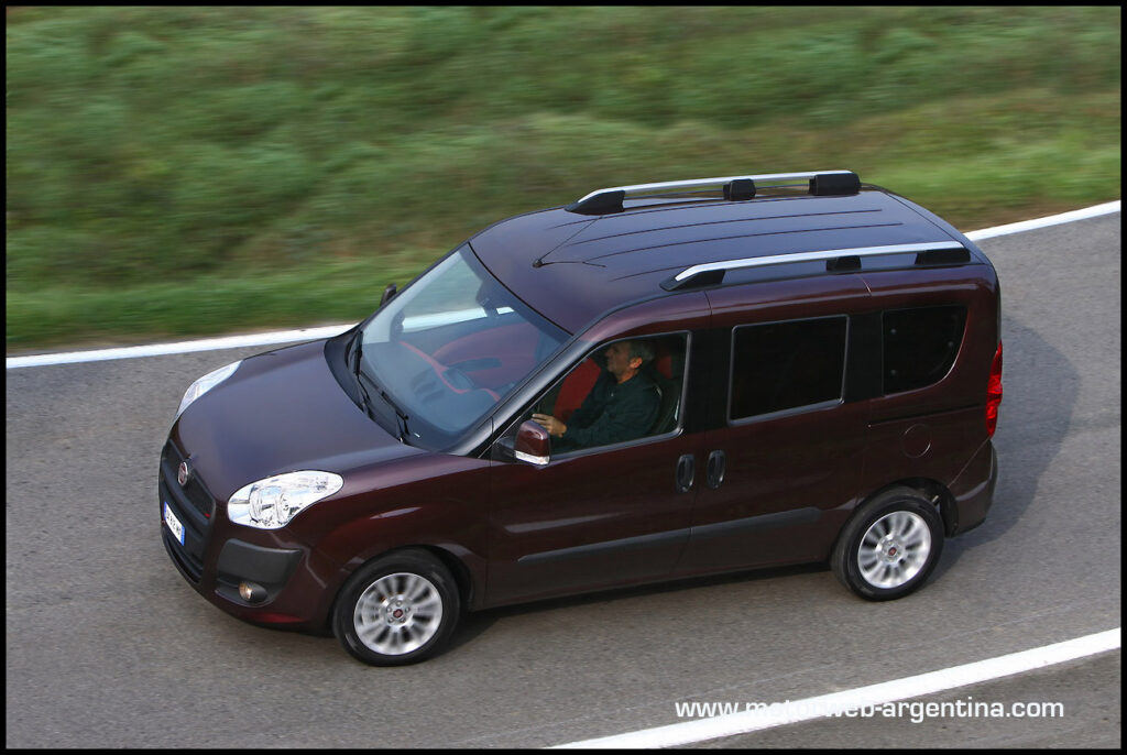 Doblo_011