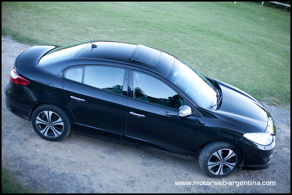 2013-04-19 TEST Renault Fluence GT 056