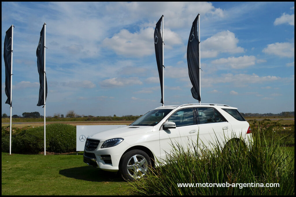2013-04-25 PRES Mercedes ML350 - 001