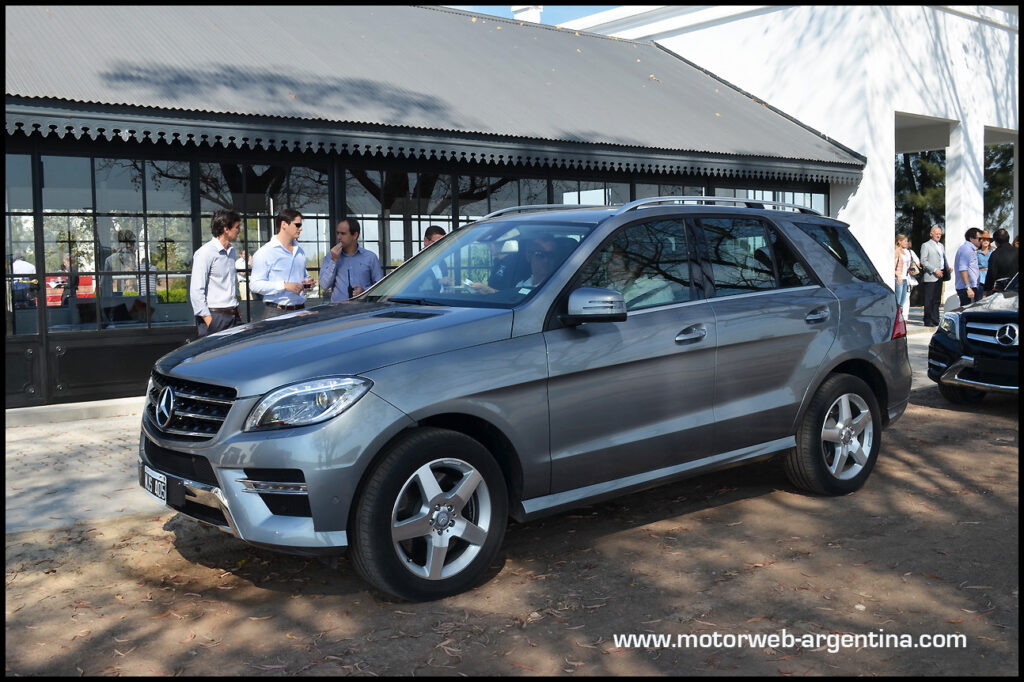 2013-04-25 PRES Mercedes ML350 - 005