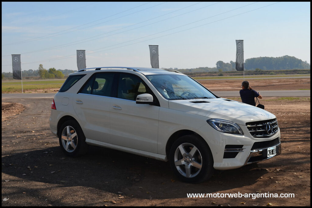 2013-04-25 PRES Mercedes ML350 - 009