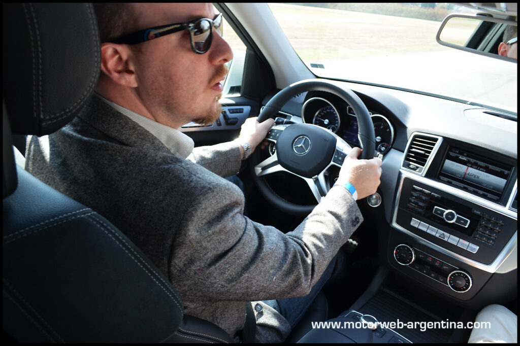 2013-04-25 PRES Mercedes ML350 - 021