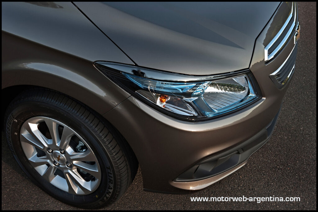 Chevrolet Prisma LTZ 2013