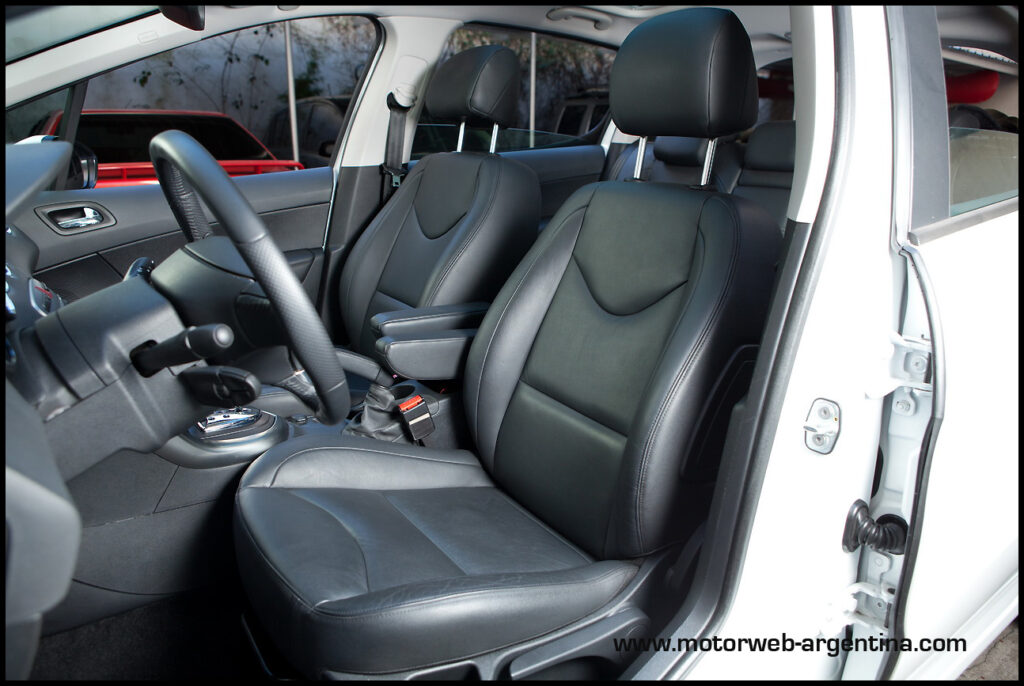 2013-04-14 TEST Peugeot 308 Sport 150