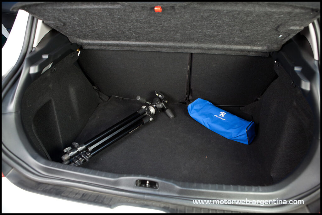 2013-04-14 TEST Peugeot 308 Sport 156