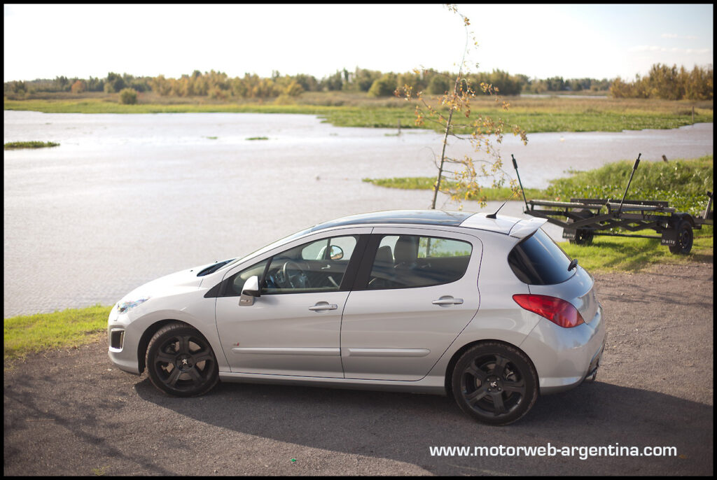 2013-05-04 TEST Peugeot 308 GTI 009