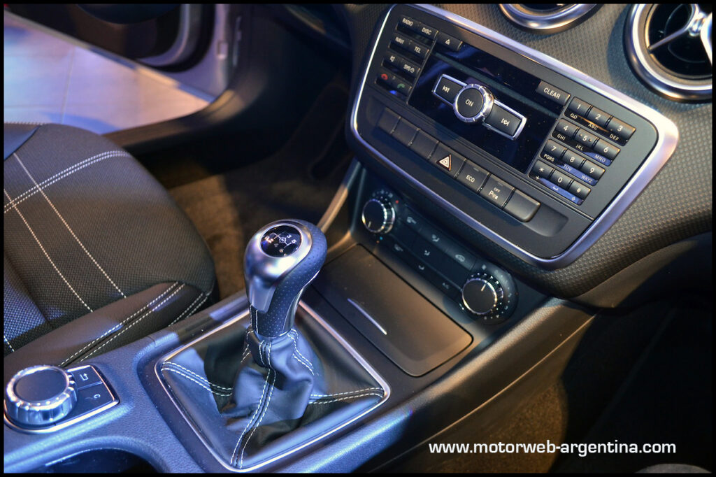 2013-05-14 PRES Mercedes Clase A - 513