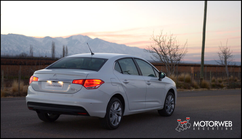 Citroen C4 Lounge Motorweb Argentina 15