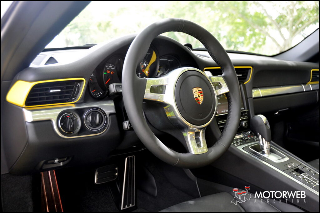 2013-08 TEST Porsche 911 Carrera S Motorweb 50