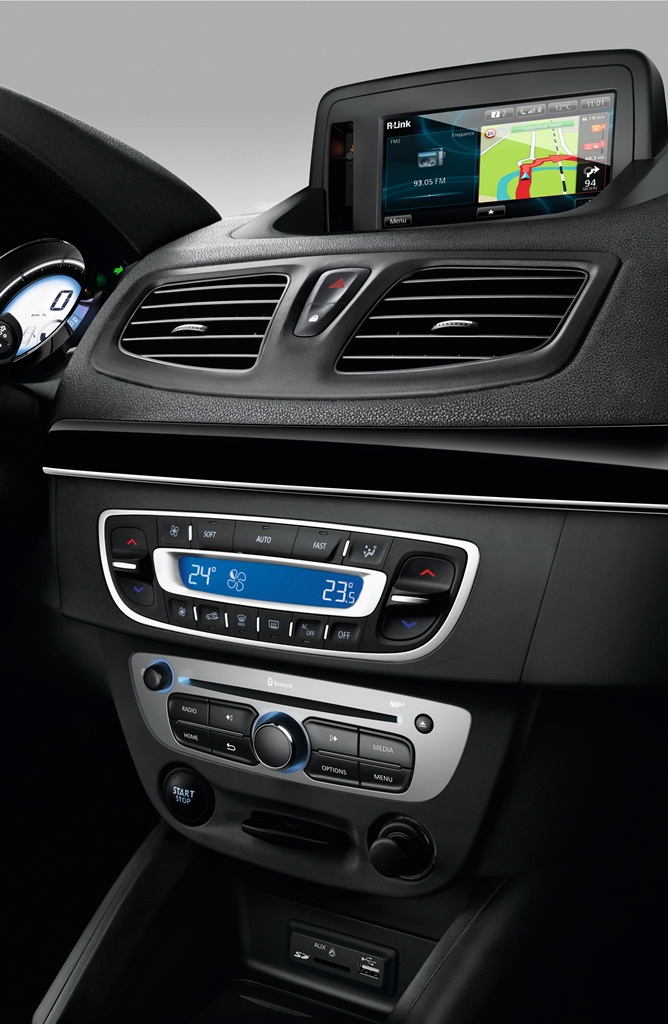 E3 VERSION - CENTRAL CONSOLE WITH R-LINK - VERY DARK CHARCOAL TRIM