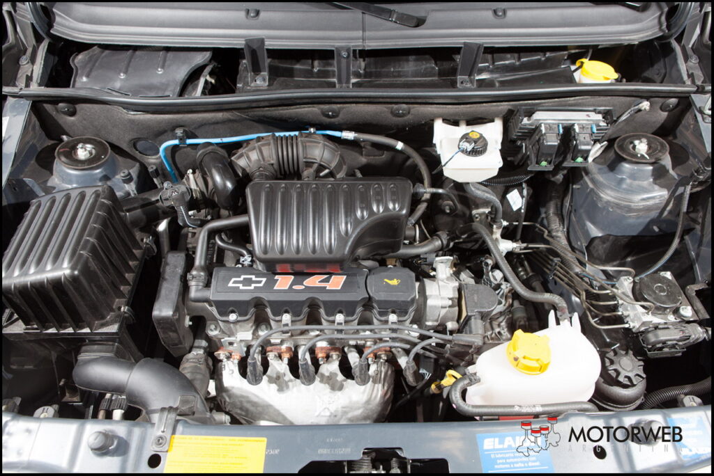 2014-02 TEST Chevolet Agile Motorweb Argentina 90