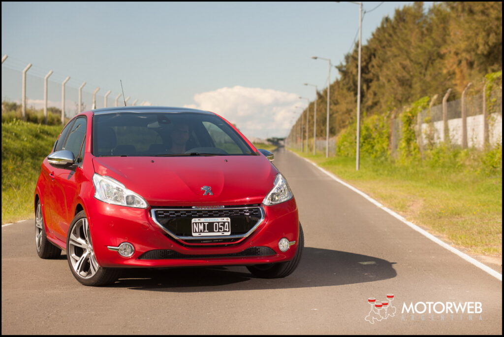 2014-03 TEST Peugeot 208 GTi 006