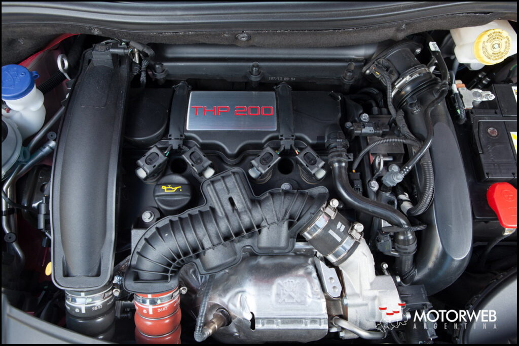 2014-03 TEST Peugeot 208 GTi 117