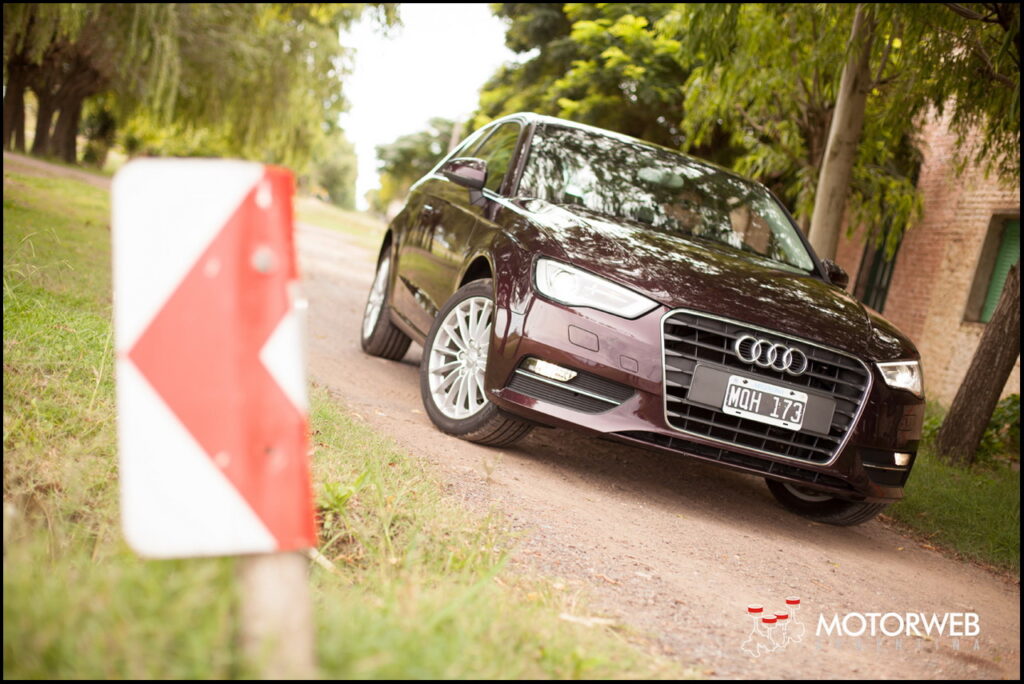2014-03 TEST Audi A3 14T Motorweb Argentina 027