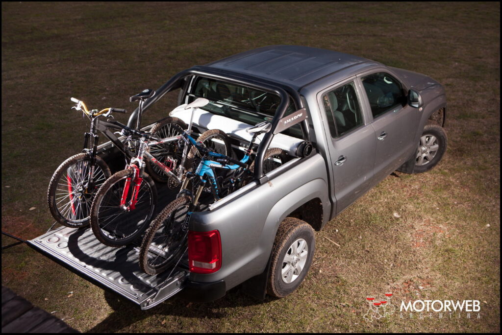 2014-06 TEST VW Amarok TL AT8 Motorweb 13