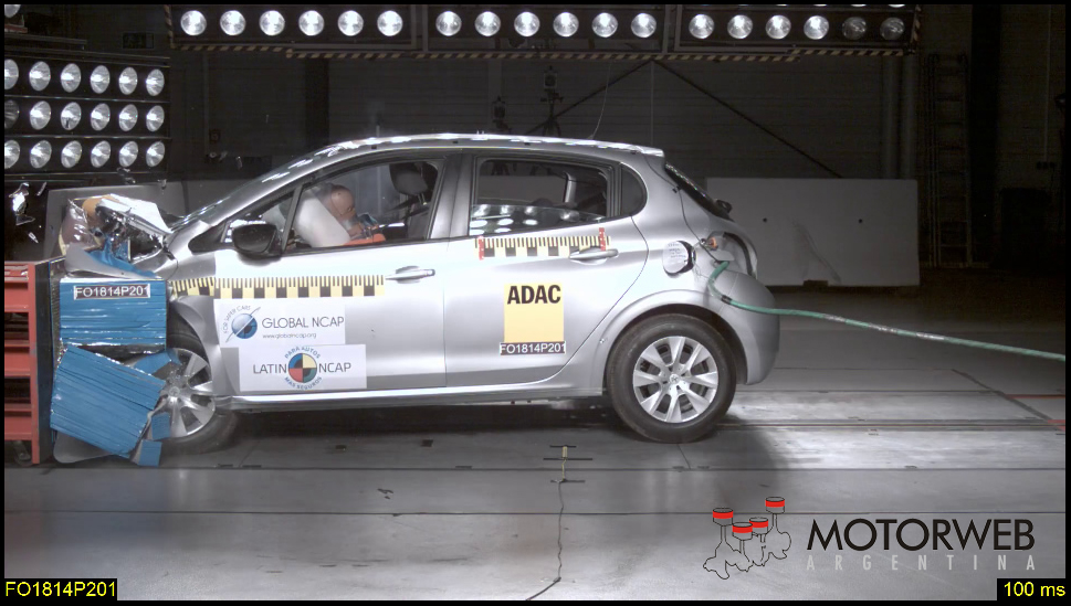 LatinNCAP Peugeot 208 2014 02