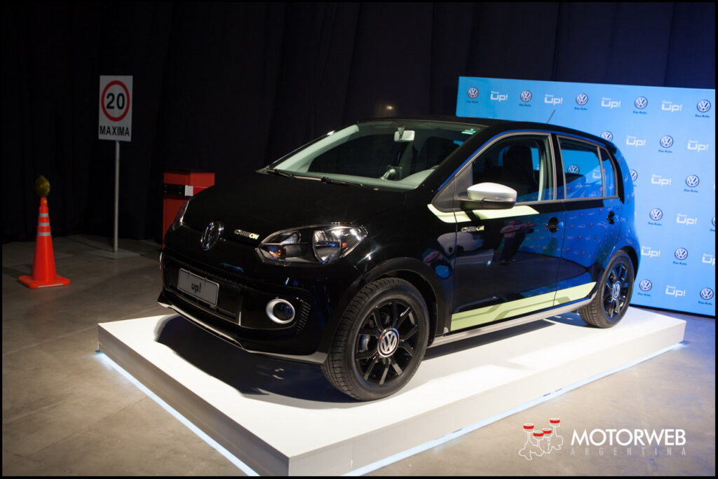 2014-06-05 LANZ VW Up Motorweb 06