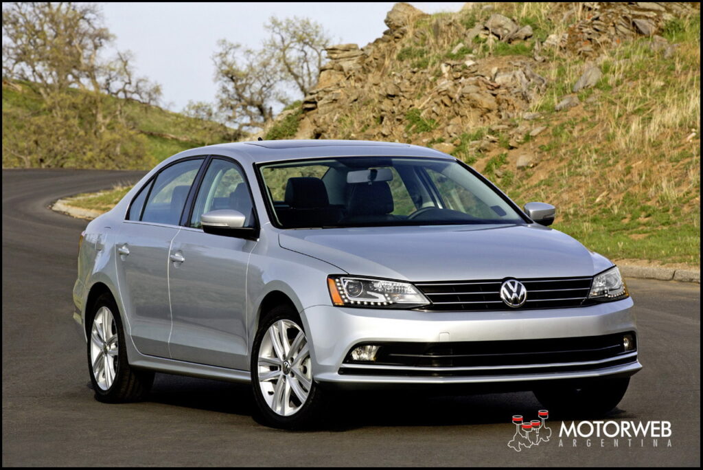 Volkswagen Jetta Vento 2015 Motorweb Argentina 07