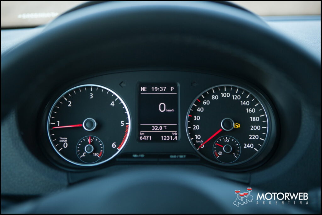 2015-01 TEST VW Amarok Dark Label Motorweb Argentina 080