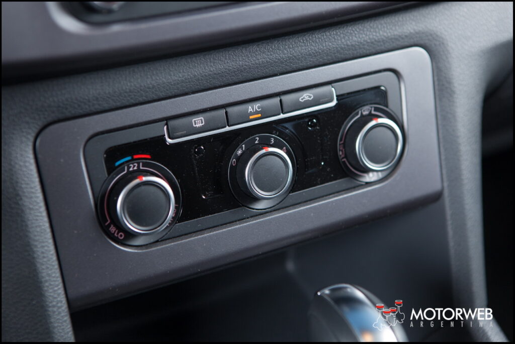 2015-01 TEST VW Amarok Dark Label Motorweb Argentina 089