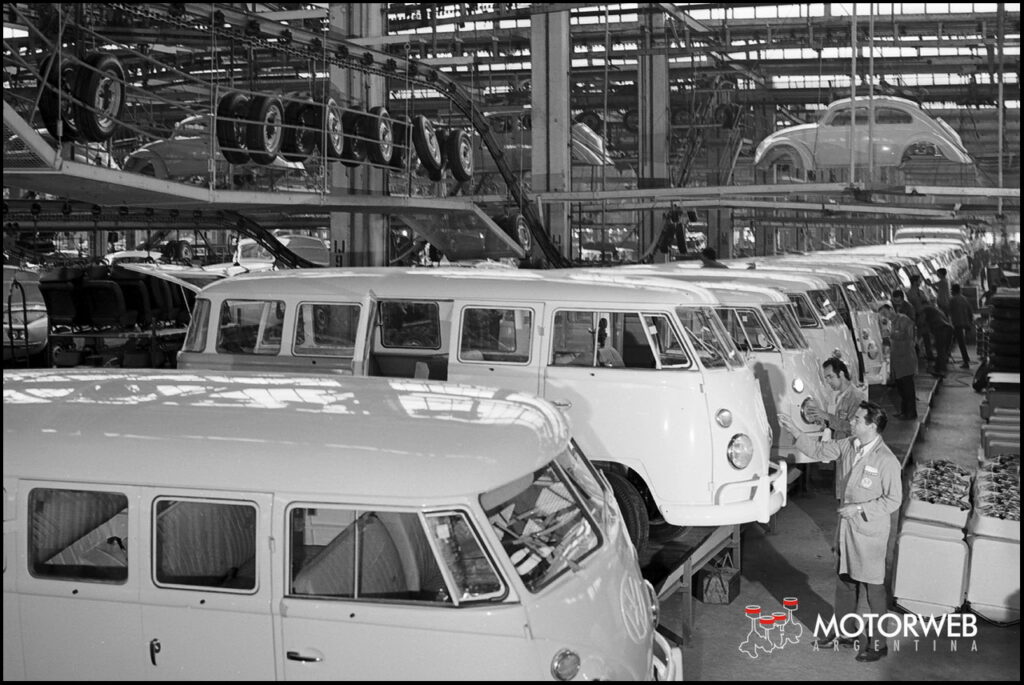 Volkswagen Transporter 1950 Produktion Wolfsburg 05