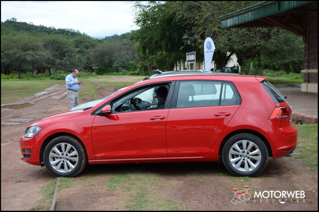 2015-04-07 LANZ VW Golf VII Motorweb Argentina 030