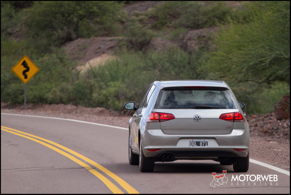 2015-04-07 LANZ VW Golf VII Motorweb Argentina 039