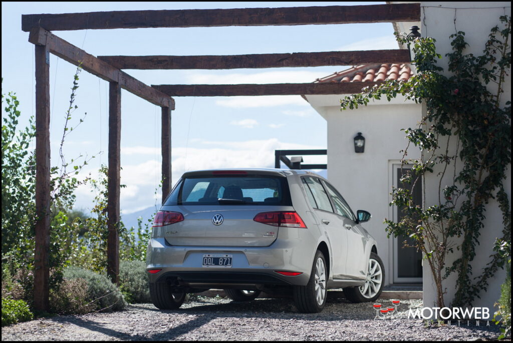 2015-04-07 LANZ VW Golf VII Motorweb Argentina 084
