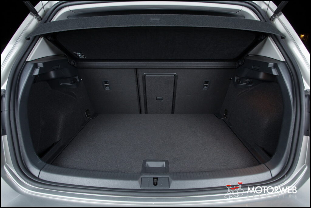 2015-04-07 LANZ VW Golf VII Motorweb Argentina 113