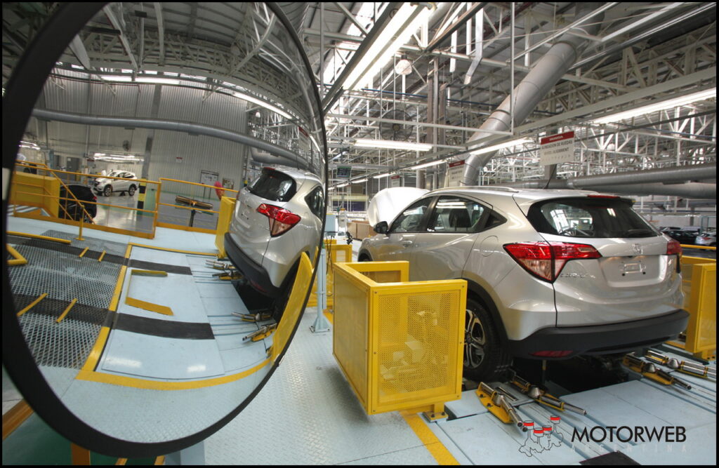 2015-04-14 Fabricacion Campana Honda HR-V-05