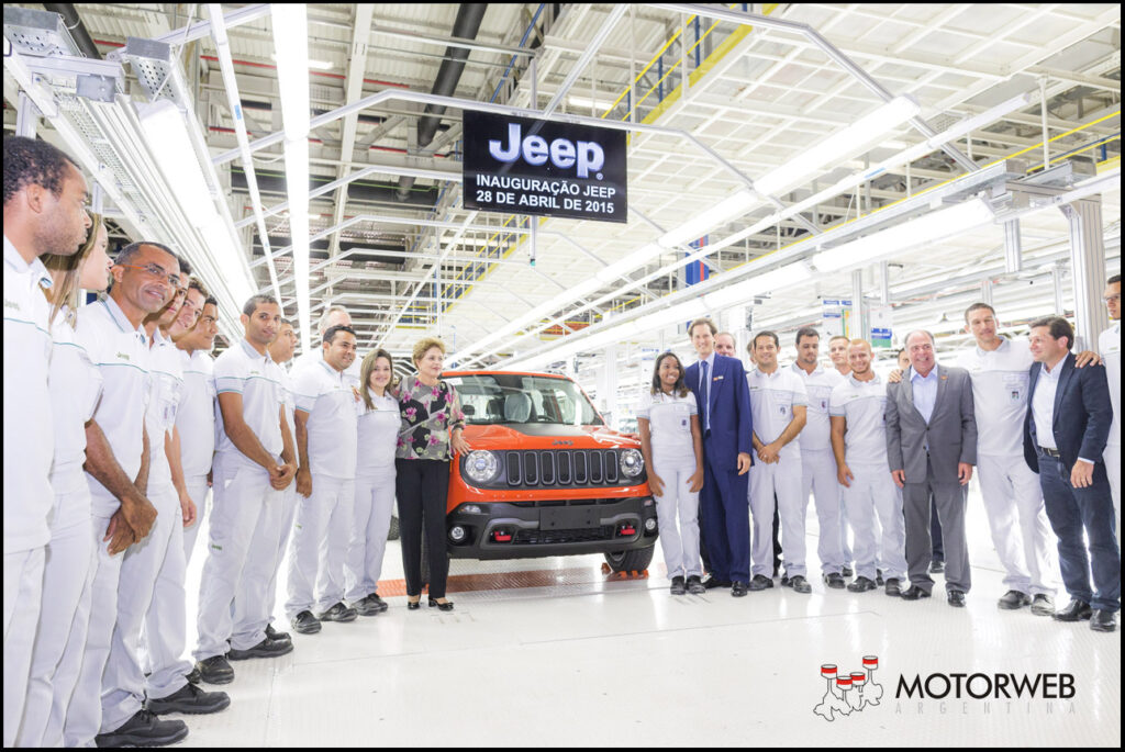 2015-04-28 Inauguracion Polo Industrial Jeep Motorweb Argentina 00