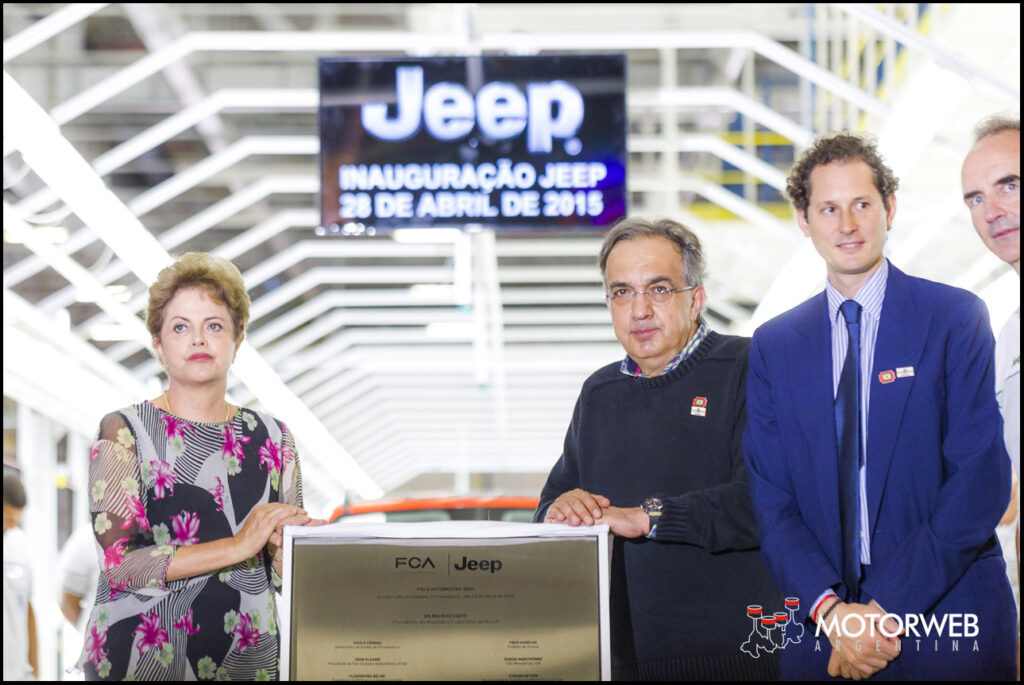 2015-04-28 Inauguracion Polo Industrial Jeep Motorweb Argentina 01