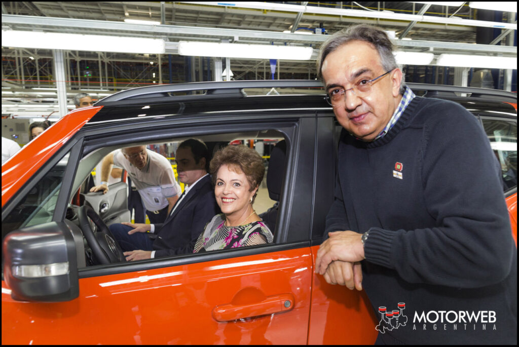 2015-04-28 Inauguracion Polo Industrial Jeep Motorweb Argentina 02