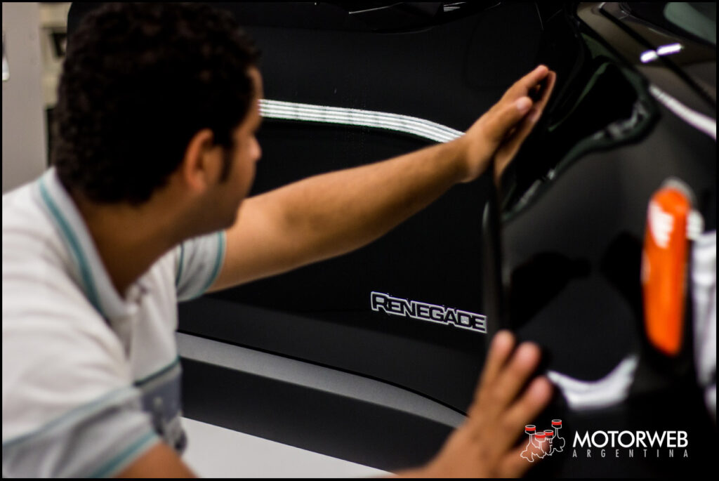 2015-04-28 Inauguracion Polo Industrial Jeep Motorweb Argentina 50