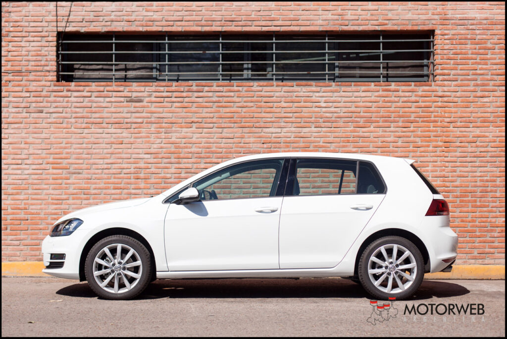 2015-04 TEST VW Golf VII Highline DSG Motorweb Argentina 011