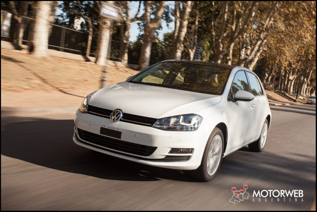 2015-04 TEST VW Golf VII Highline DSG Motorweb Argentina 019