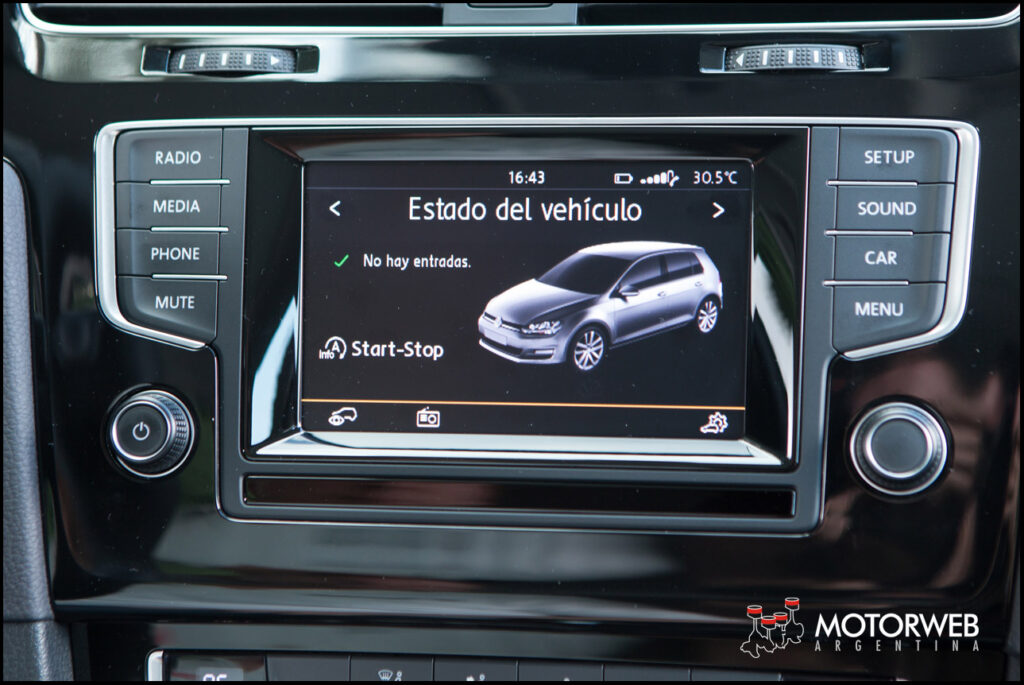 2015-04 TEST VW Golf VII Highline DSG Motorweb Argentina 062