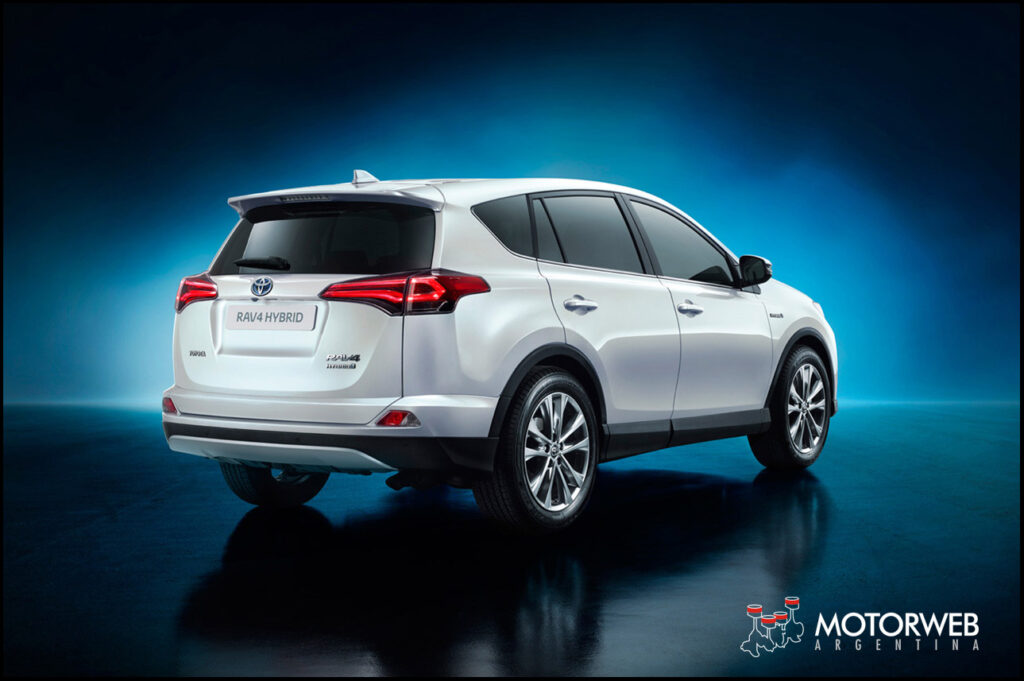 Toyota RAV4 Hybrid 2015 Motorweb Argentina 03