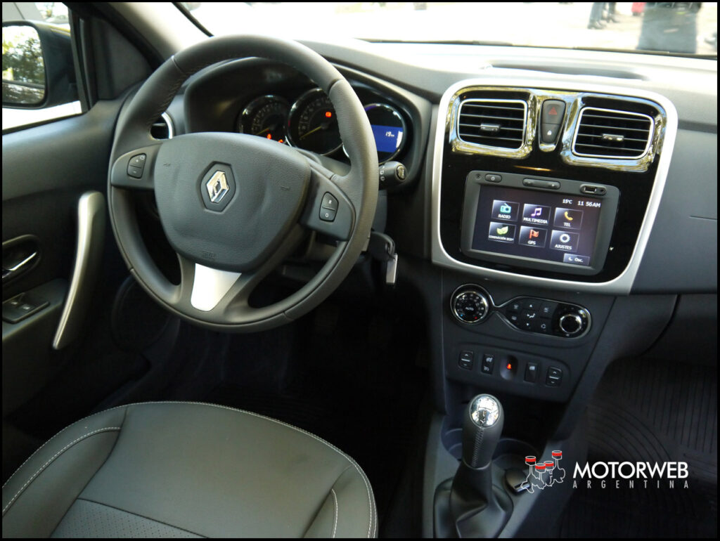 2015-05 Presentacion Renault Sandero Motorweb 26