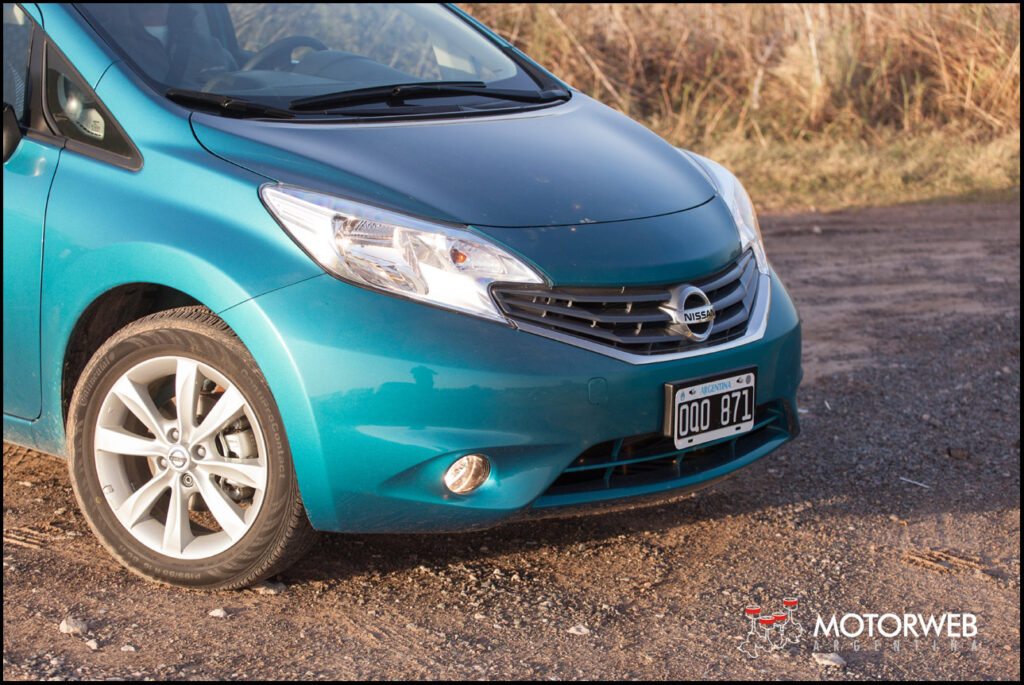2015-05 TEST Nissan Note CVT Motorweb Argentina 025