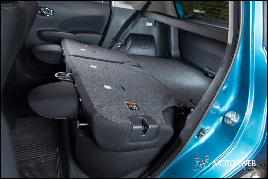 2015-05 TEST Nissan Note CVT Motorweb Argentina 091