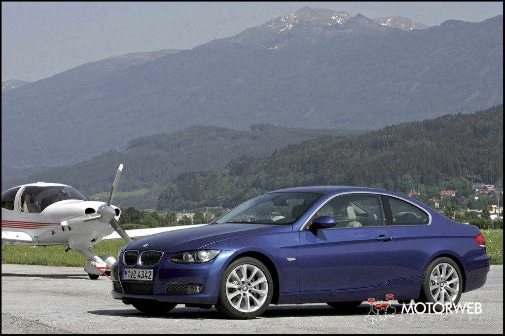 BMW-3_series_E92_Coupe_mp2_pic_61722 copy