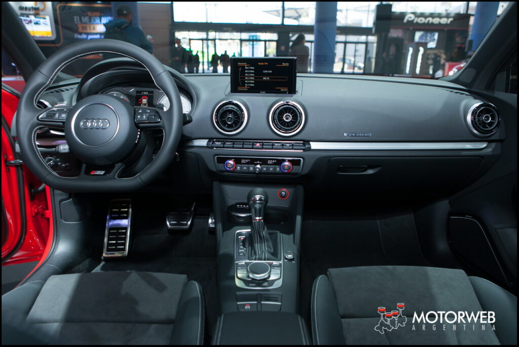 2015-06-18 Salon Automovil Bs As AUDI Motorweb Argentina 23